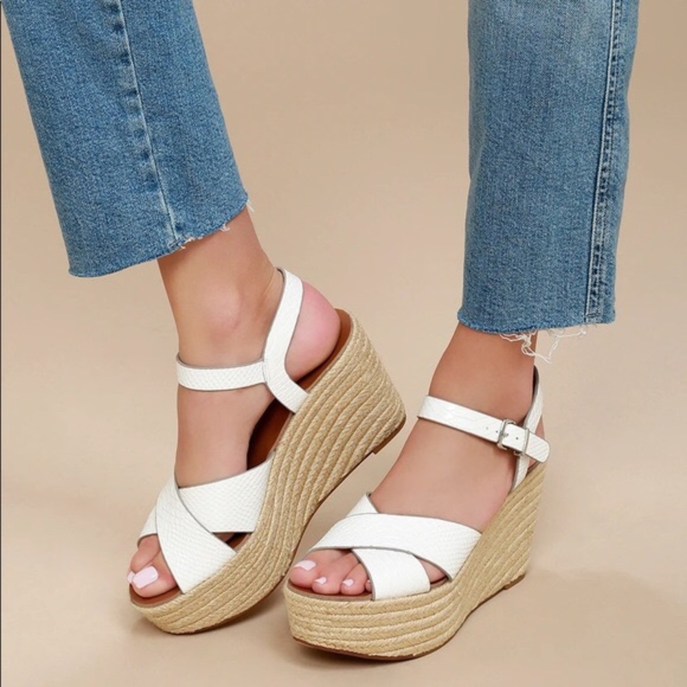 Kristin Cavallari Chinese laundry mikah wedges 9.5